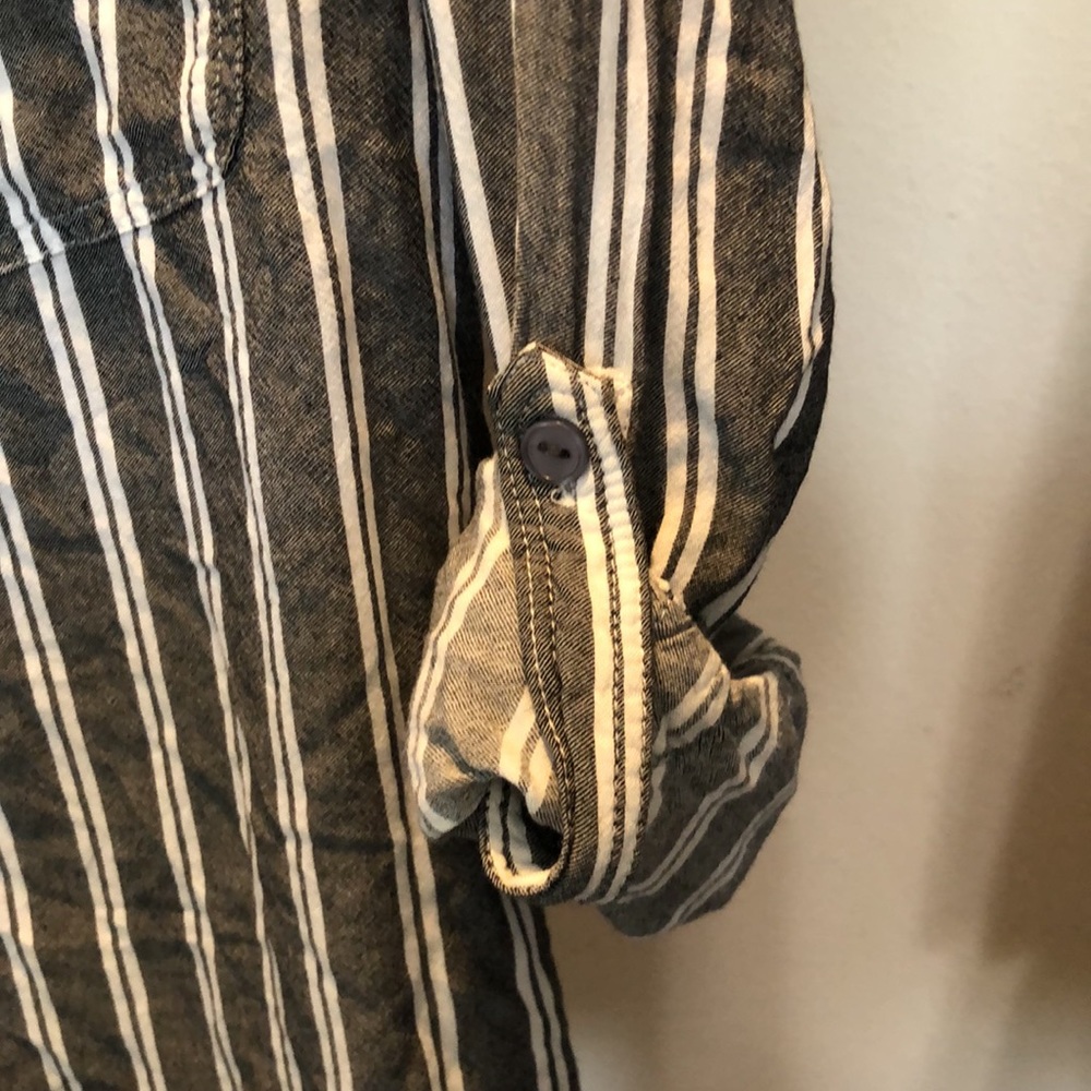 Striped Button Shirt - Picture 4 of 4